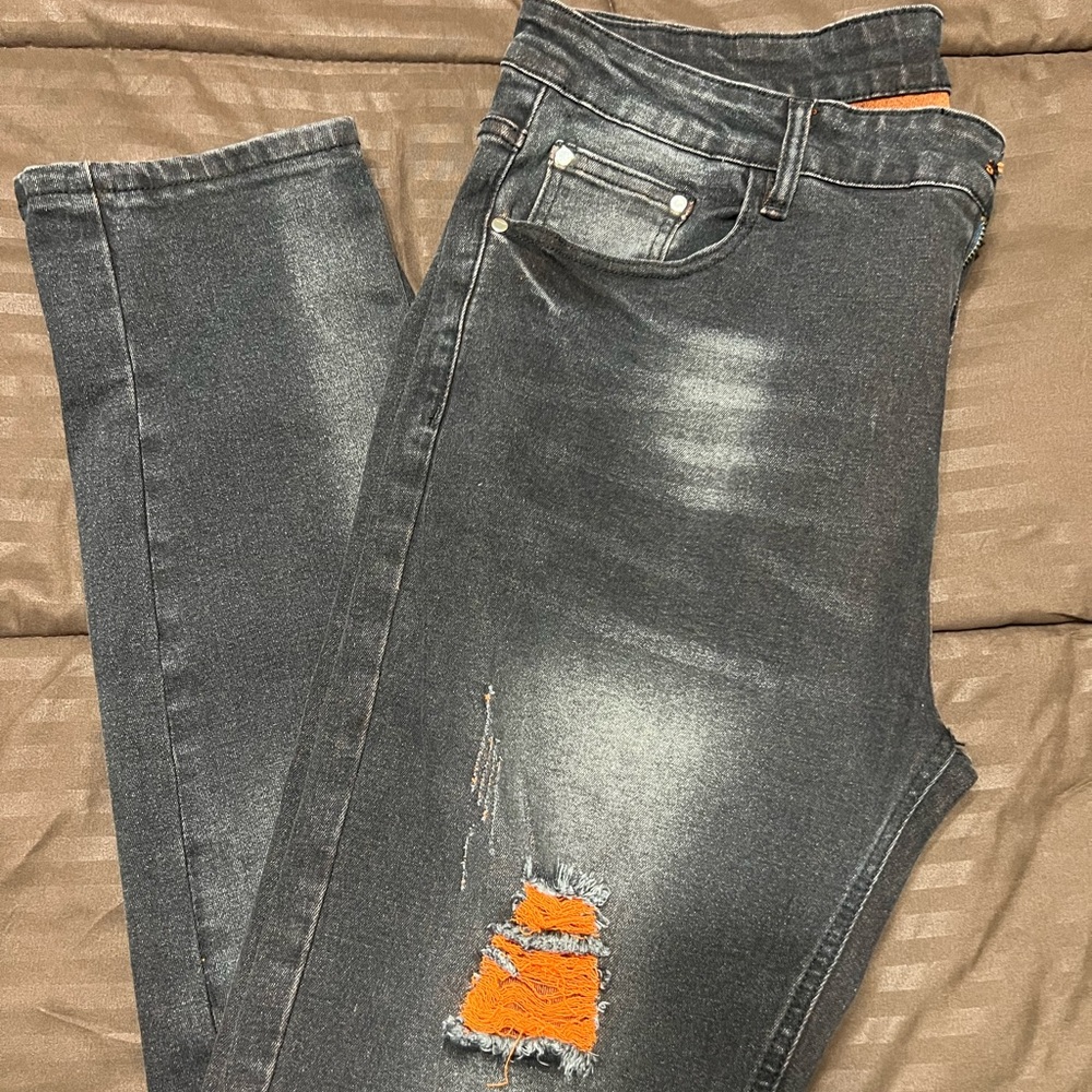 Jeans - Picture 2 of 2